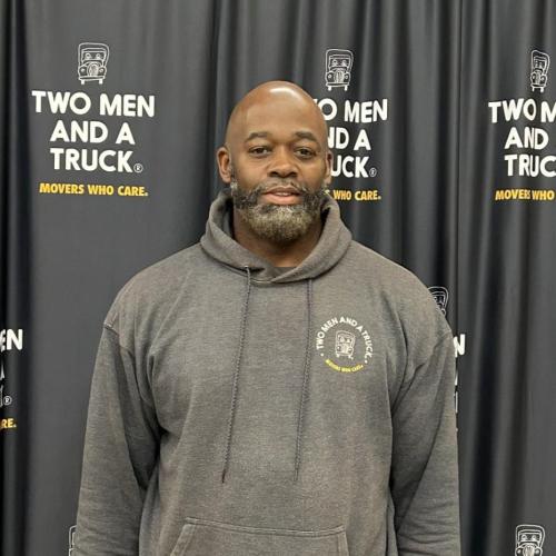 Dwayne - Driver with two men and a truck