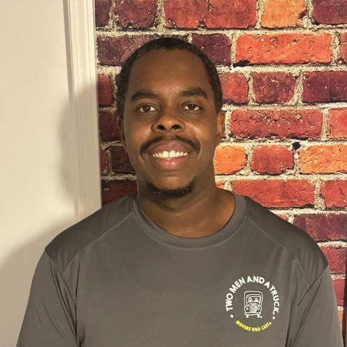 Justin - customer service representative