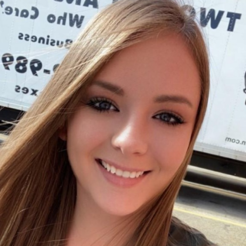 Kaleigh manages our Lawrenceville moving team and takes great pride in making every Atlanta area move a remarkable experience!
