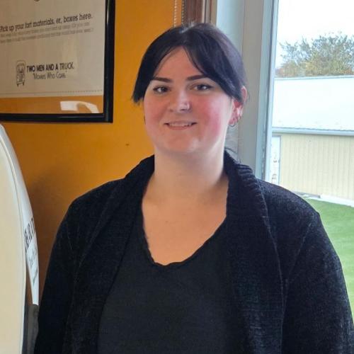 Katlyn - customer service representative with two men and a truck