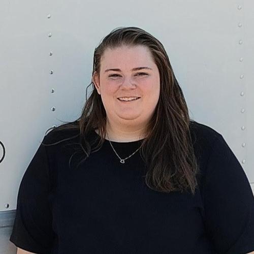 Emily - customer service rep with two men and a truck