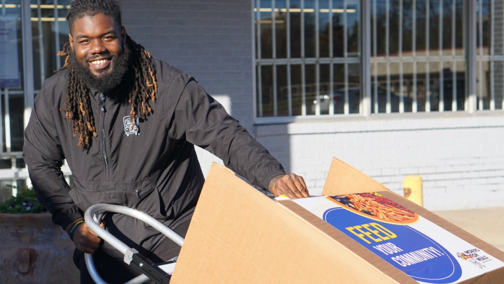 Movers for Meals donation drop off day 