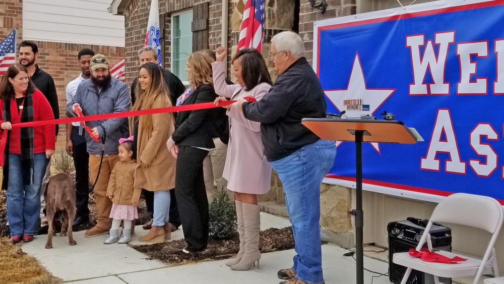 Ashby family ribbon cutting - Operation Finally Home 2018