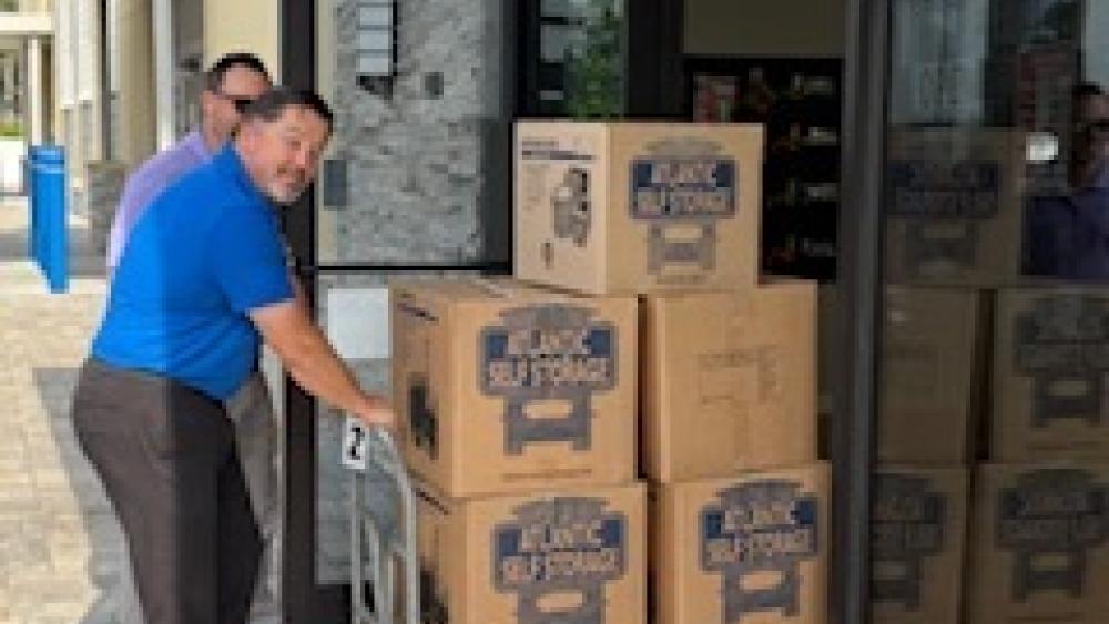 Atlantic Self Storage donates to Movers for Moms