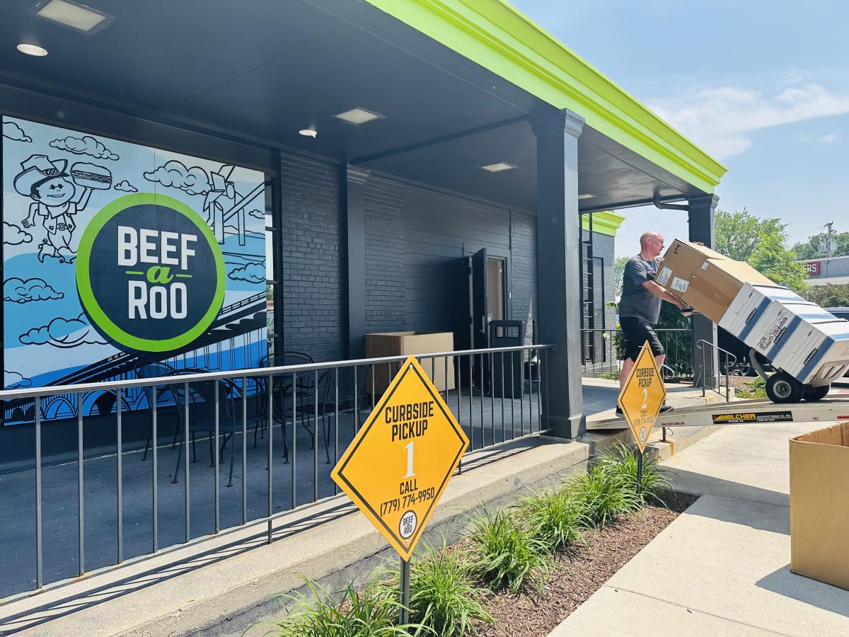 freeport il beef a roo move done by two men and a truck