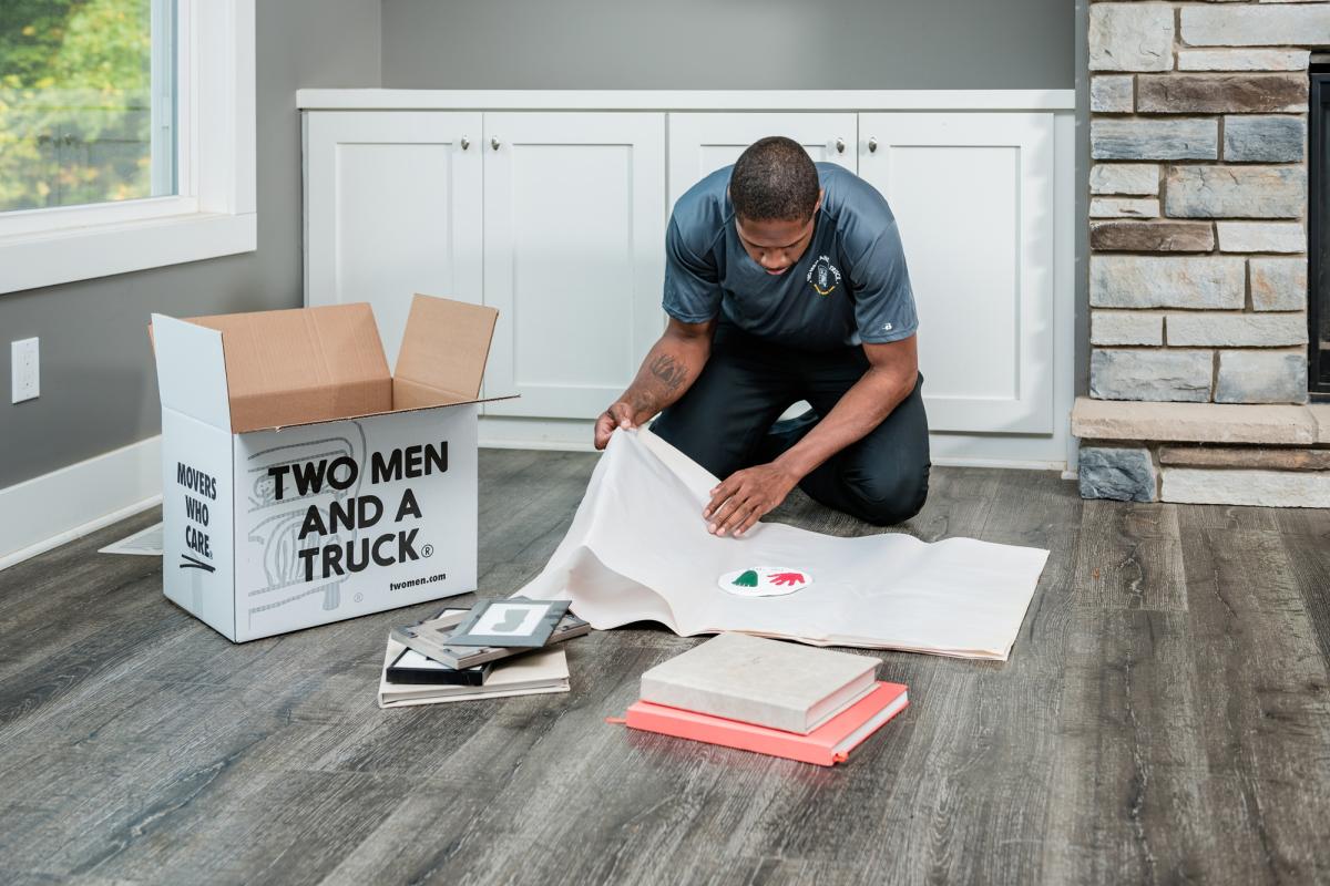 TWO MEN AND A TRUCK's best packing tips for long-distance moves