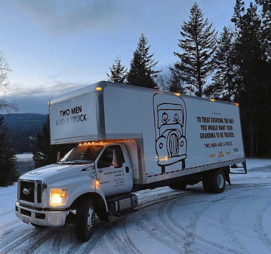 truck in snow 