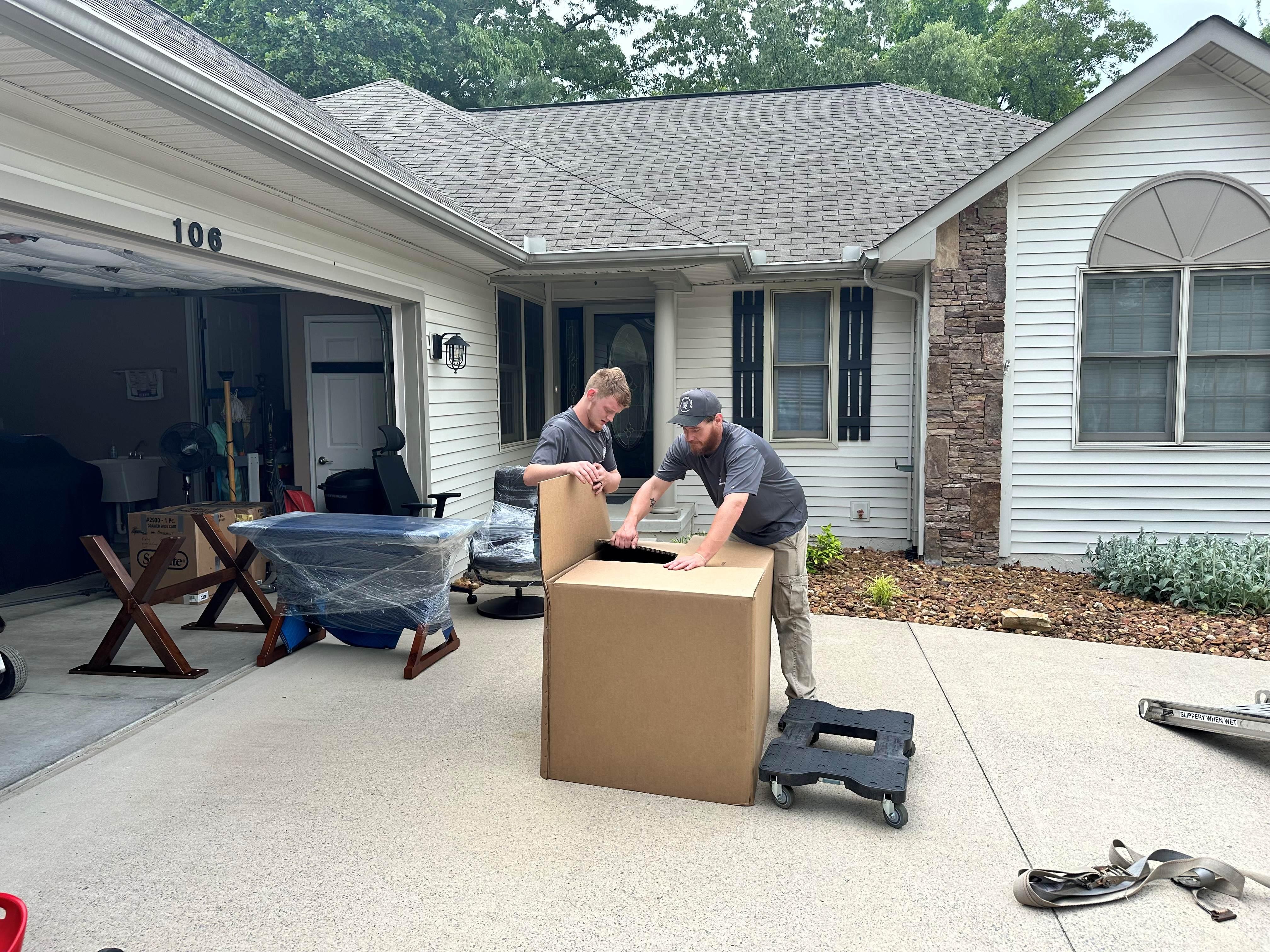 cookeville organizing and packing team at two men and a truck