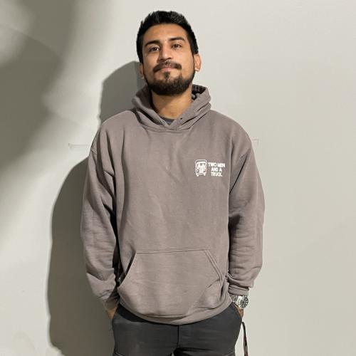 Excellent customer service for local and long distance moving clientele.  Edwin takes pride in being one of the best movers in Raleigh and beyond
