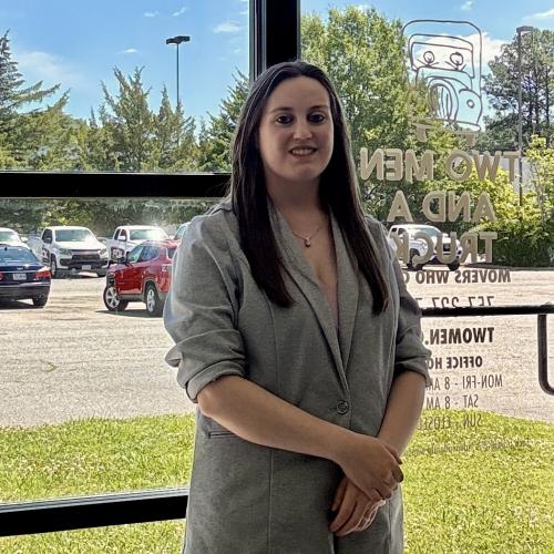 Jennifer_Move Consultant_Newport News VA