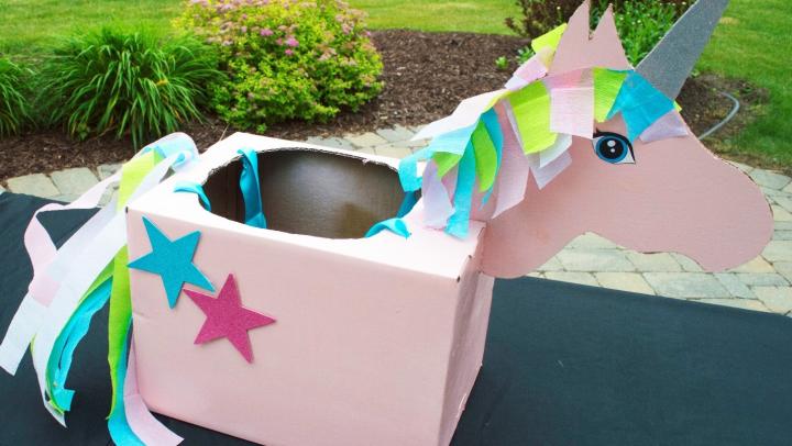 Boxtume unicorn